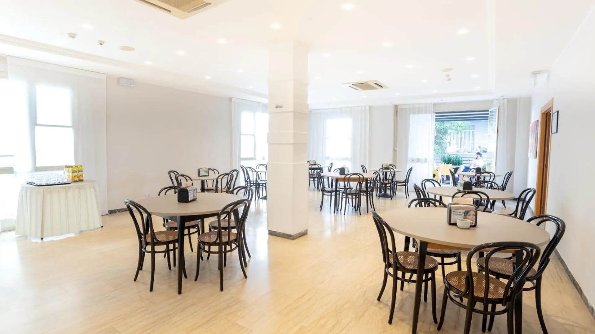 Hotel Katina ريميني